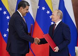 На деревню - Дедушке: письмо Мадуро к Путину 