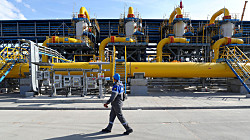 Евросоюз  сократит  на год сроки отказа от российского газа