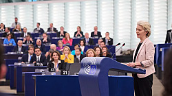  Европарламент может проголосовать на следующей неделе по вопросу о смещении фон дер Ляйен