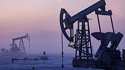 «Нефтяная отрасль оказалась в цугцванге». Правительство спрогнозировало падение добычи нефти до минимума за 17 лет