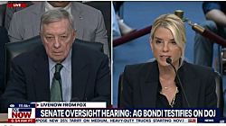 Генеральный прокурор Пэм Бонди просто «разнесла» сенатора Дика Дурбина по вопросу преступности в Чикаго.