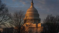 Сенат продвинул законопроект о финансировании Министерства внутренней безопасности, который сокращает финансирование ICE и пограничной службы, и объявил перерыв на пасхальные каникулы, не обсуждая закон SAVE America Act.