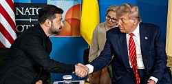 «Им нужно знать, где бомбоубежища». Зеленский пообещал бить по Кремлю ракетами, которые ему даст Трамп