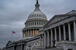 Сенат принял «большой, красивый законопроект» Трампа