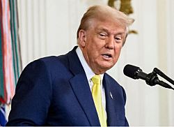 Опрос показал, что большинство католиков поддерживают Трампа и массовые депортации