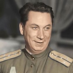 «Отказался бросить дочь «врага народа» и воспитал 8 детей»: Тайна семейного подвига Василия Меркурьева, о которой молчали 40 лет