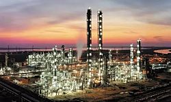 Экспорт российской нефти в Индию рухнул втрое после угроз Трампа и санкций ЕС