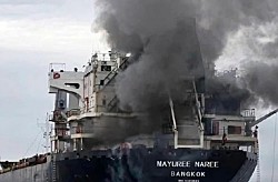 Третье судно получило повреждения в Ормузском проливе