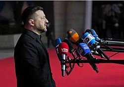 Зеленский призвал остановить "ядерный терроризм" РФ
