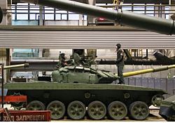 У экономики лопнула последняя скрепа: в России начало сокращаться производство на военных заводах