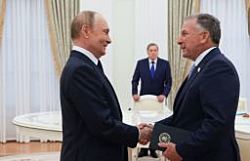 Статус русского языка и сворачивание иностранной помощи — Financial Times опубликовала новые детали мирного плана США