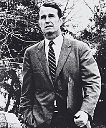 В июне 1989 года, всего через пять месяцев после вступления в должность президента, Джордж Буш-старший сделал нечто, что потрясло сотрудников Белого дома.