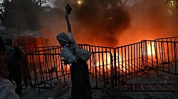 Участники беспорядков подожгли посольство Израиля в Мексике