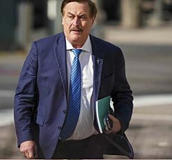 Майк Линделл несет ответственность за клевету и должен выплатить 2,3 млн долларов
