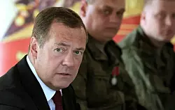 Вбить гвоздь в крышку гроба бандеровского государства – Медведев призвал к полному захвату Украины