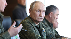 Путин поручил начать подготовку к возобновлению ядерных испытаний