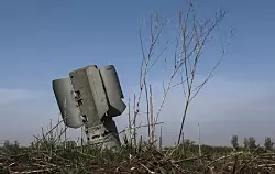 Россияне ударили по Яровой в момент выдачи пенсий. Известно о более двадцати погибших