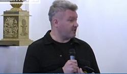 Сотрудник «Первого канала» перепутал «Евровидение» и «Интервидение», объяснив это тем, что его «попутал бес»