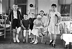 У детского поэта Корнея Ивановича Чуковского есть одно очень необычное и редкое стихотворение
