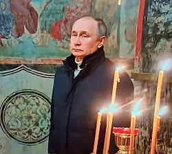 Садист. Параноический психопат с бредом величия и сверхценными идеями.