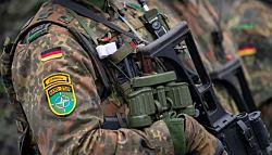 НАТО держит более 500 тыс. военных в повышенной готовности
