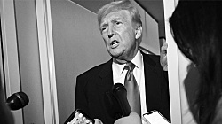 «Примите лекарство»: Трамп сохраняет уверенность в тарифах