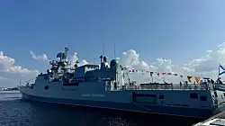BBC, Reuters: Военный корабль РФ открыл огонь в сторону британской яхты
