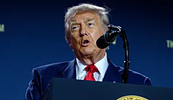 Лауреат Нобелевской премии мира посвящает награду Трампу