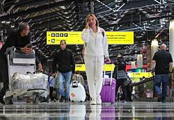 В России начали блокировать сим-карты вернувшимся из-за границы