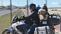 Аргентинец и его собака путешествуют по континенту на мотоцикле