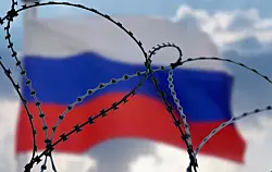 В поисках подсанкционных товаров: Казахстан задерживает тысячи грузовиков, следующих из Китая в РФ