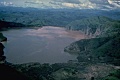 Самым опасным водоемом на Земле считается кислотное озеро, расположенное на Сицилии. 