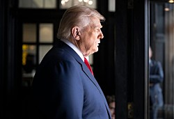 Республиканцы усилили давление на Трампа с требованием ввести новые санкции против России