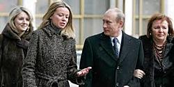 Дочери Путина выступят на ПМЭФ в один день