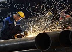 «В частном секторе развивается рецессия». Деловая активность в российской промышленности упала пятый месяц подряд