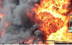 Украинские дроны атаковали сразу несколько нефтяных предприятий в регионах России