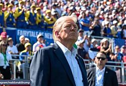 Трамп объявляет о введении 130%-ных тарифов для Китая.
