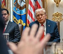 Трамп угрожает Китаю 100% пошлинами
