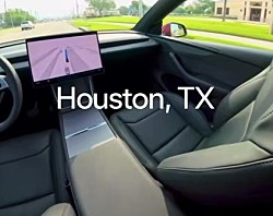 Tesla объявила о запуске сервиса беспилотных такси Robotaxi в Далласе и Хьюстоне. 