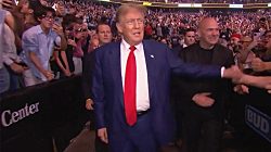 Трамп получил «овации» на UFC 302 — толпа скандирует «F*ck Joe Biden».