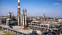 Удар БПЛА по НПЗ "Роснефти" в Сызрани: пожар и двое погибших