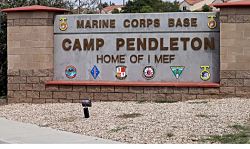 Военные открыли огонь артиллерийскими снарядами по шоссе в Калифорнии