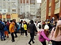 Во Львове "заминировали" все школы: учеников и учителей эвакуируют