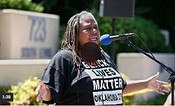 Лидер движения Black Lives Matter обвинена в мошенничестве и отмывании денег