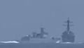опасное сближение — китайский корабль прошёл рядом с американским эсминцем в Тайванском проливе