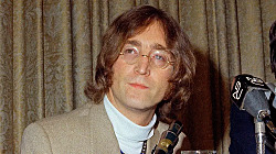 Найденная гитара Джона Леннона была продана почти за три миллиона долларов