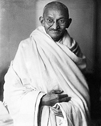 Махатма Ганди. 1869-1948. Несколько цитат. Насколько же они актуальны на все времена!