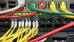 Власти запустили «белый список» разрешенных россиянам сайтов в интернете