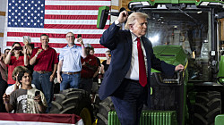 Трамп заявил, что не верит в поставки Россией и Китаем оружия Ирану