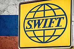  Еще 20 банков РФ ЕС отключит от SWIFT